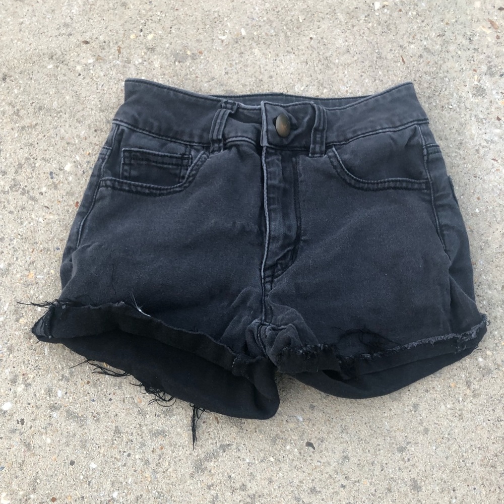 black high wasted super stretch shorts